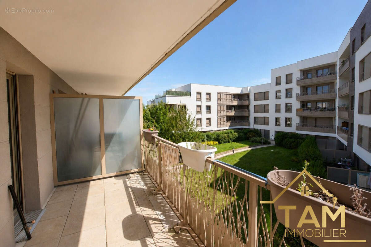 Appartement à SAINT-CYR-L'ECOLE
