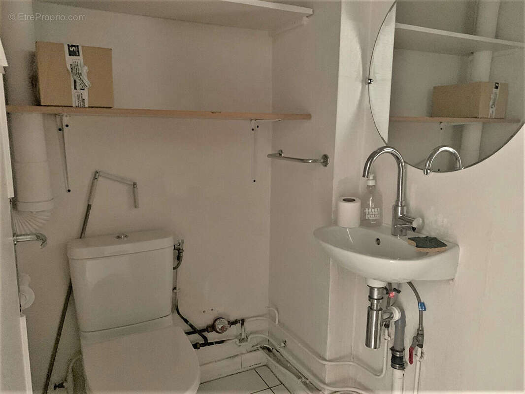 Commerce à COURBEVOIE