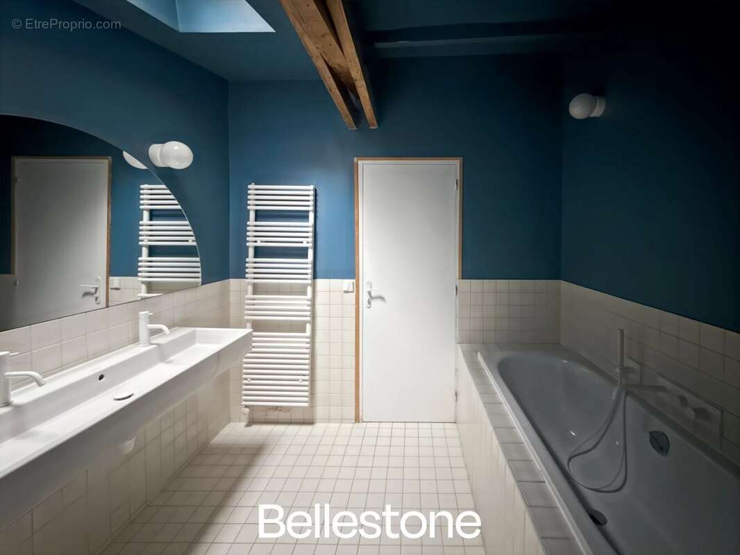 Appartement à PARIS-19E