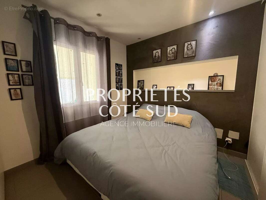 Maison à SAINT-VICTOR-LA-COSTE