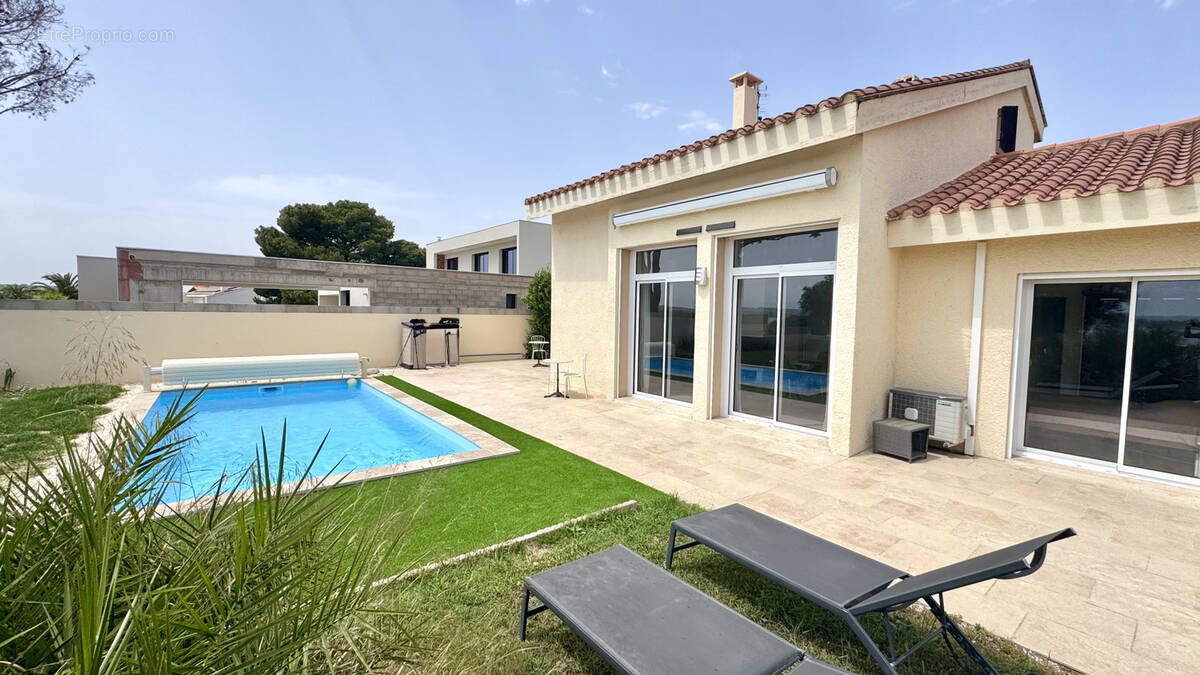 Maison à VILLENEUVE-DE-LA-RAHO