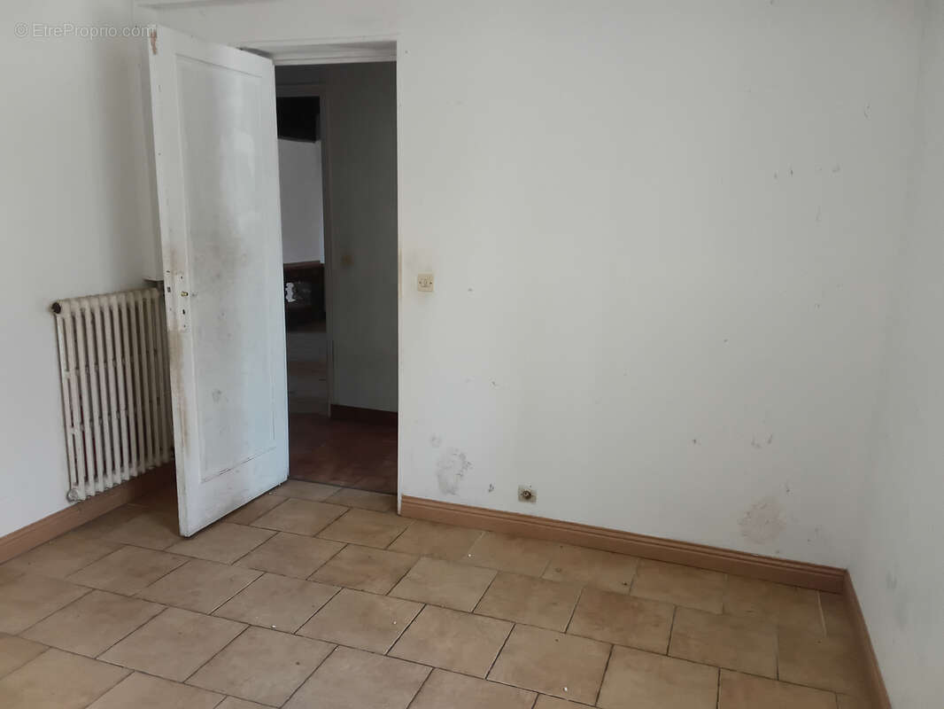 Maison à OUROUER-LES-BOURDELINS