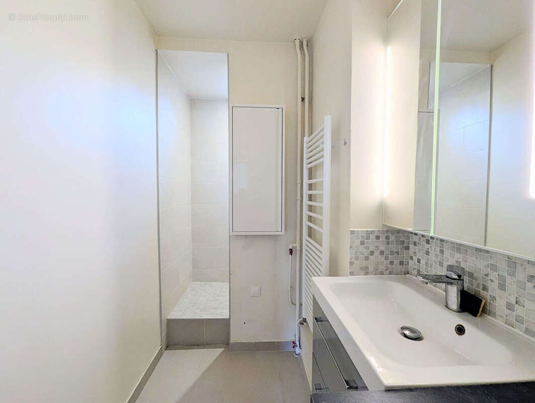 Appartement à MONTROUGE