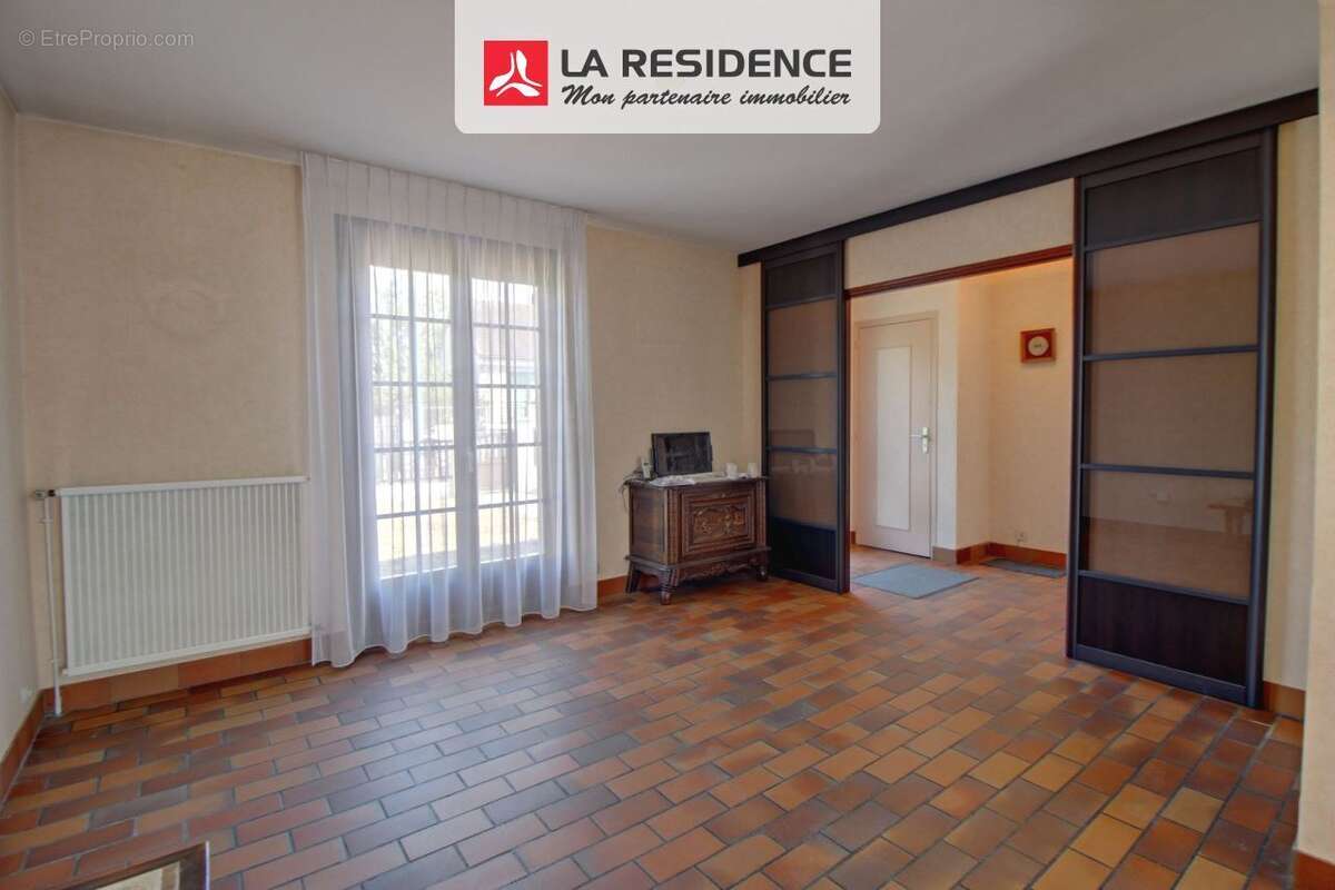 Maison 113 m² à Mantes-La-Ville  - photo 7