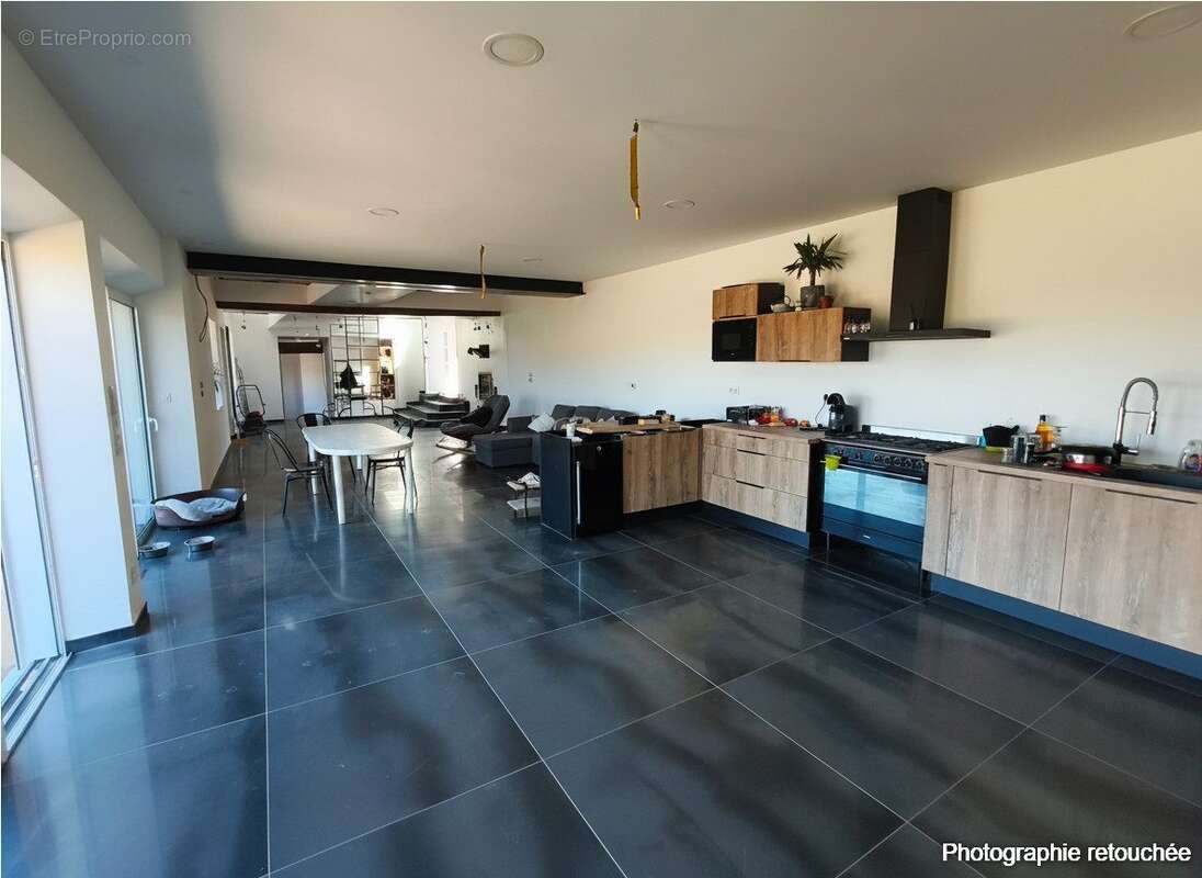 Maison 145 m² à Pontvallain  - photo 2