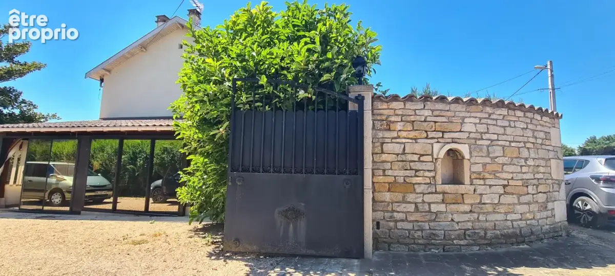 Maison Saint Martin Belle Roche 5 pièce(s) 132 m2 - photo 2
