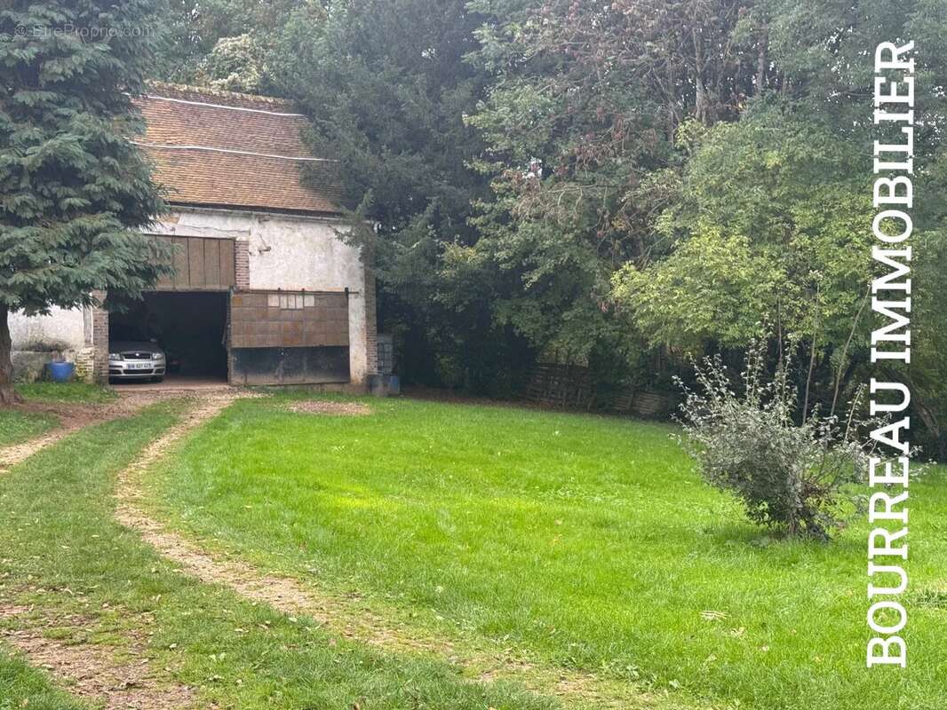 Maison à ARCES-DILO