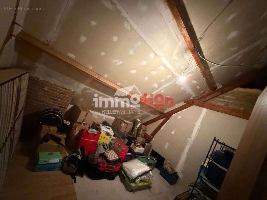 Maison à HUCHENNEVILLE