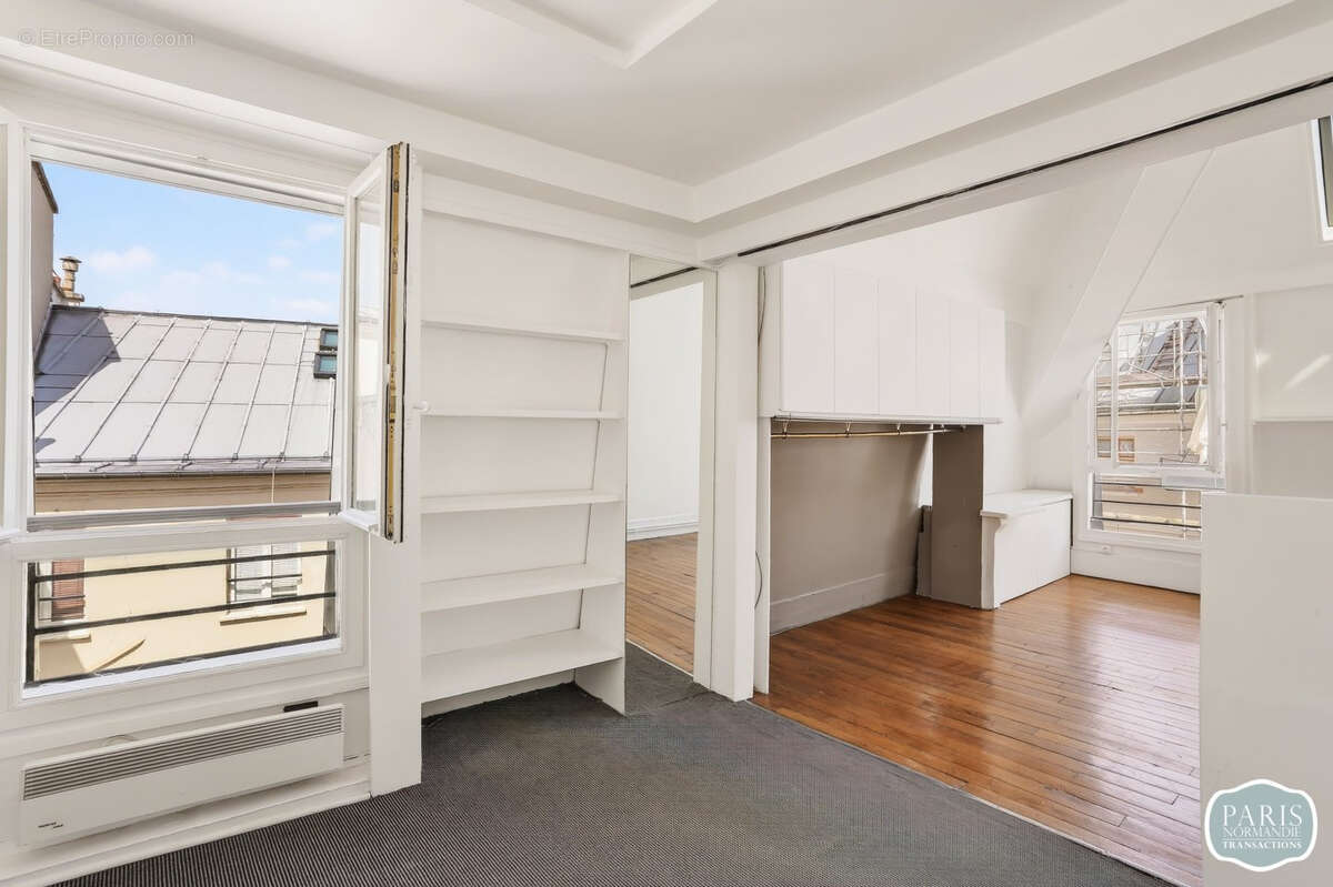 Appartement à PARIS-6E