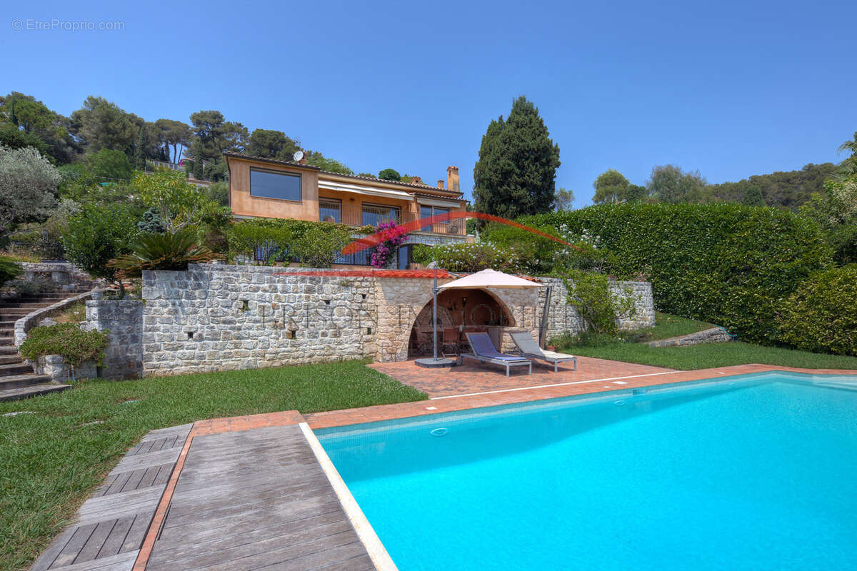 Maison à LA COLLE-SUR-LOUP