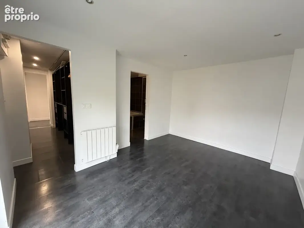 F2 atypique de 60m2 et véranda - photo 4