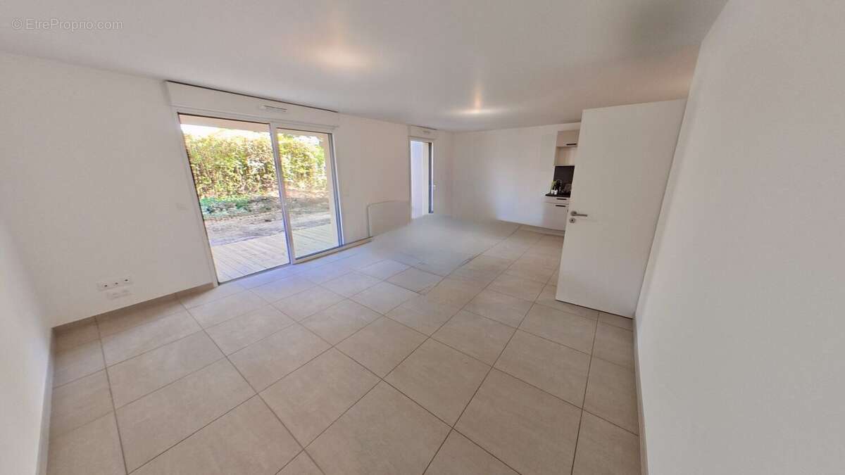 Appartement 90 m² à Perros-Guirec  - photo 2