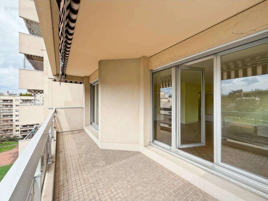 Appartement à LYON-4E
