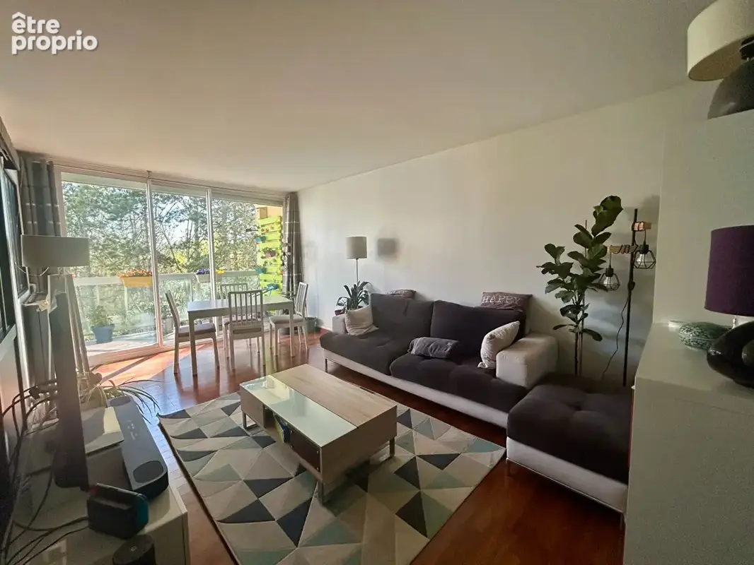 Photo Appartement à Maurepas au prix de 210 000€