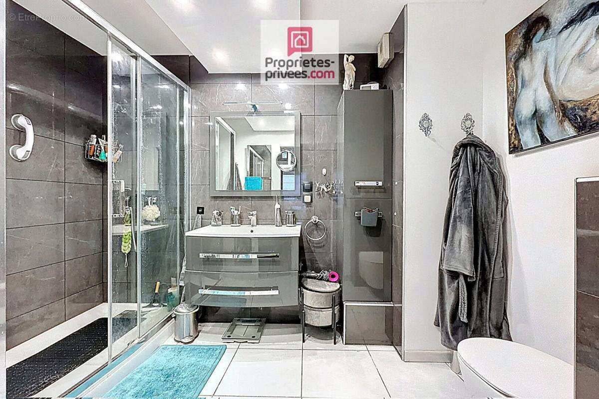 Appartement à SAINT-MARTIN-BOULOGNE