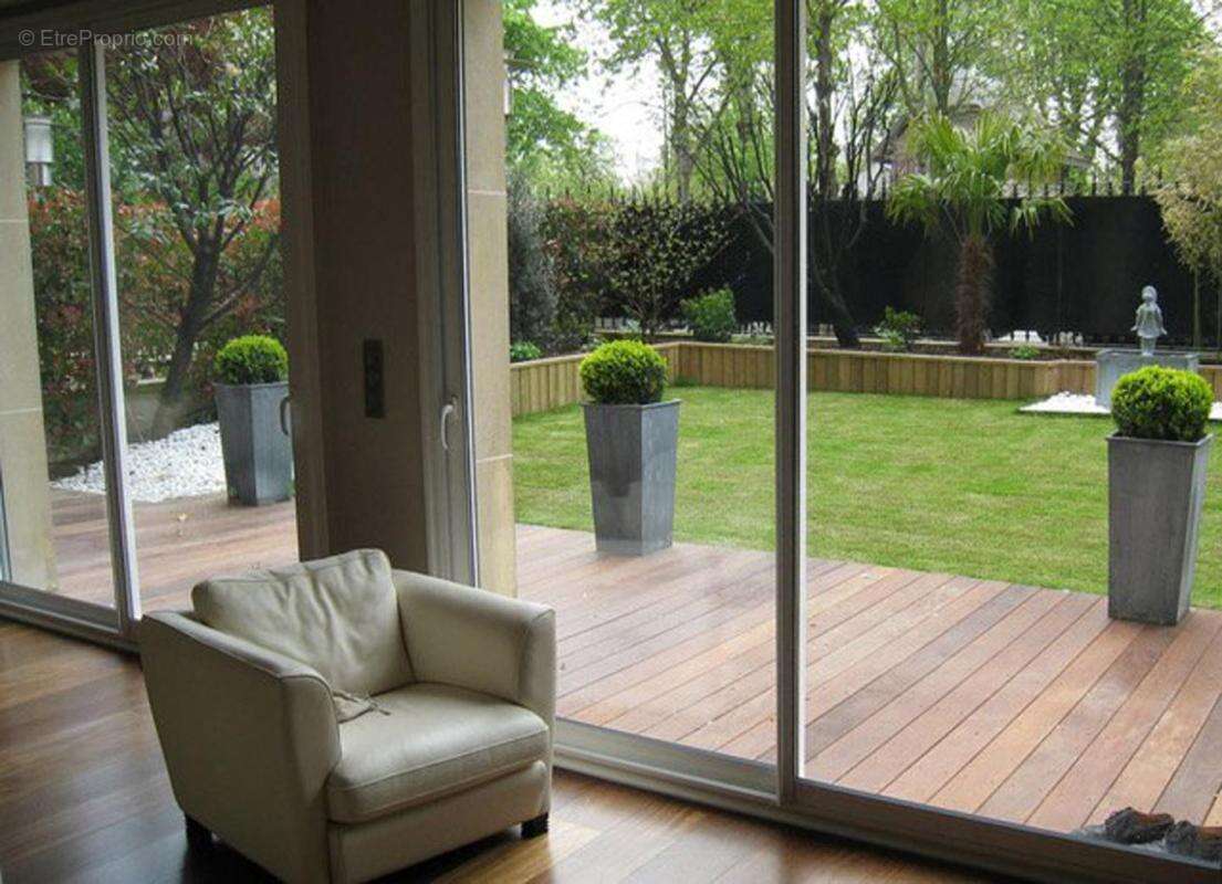 Appartement à RUEIL-MALMAISON