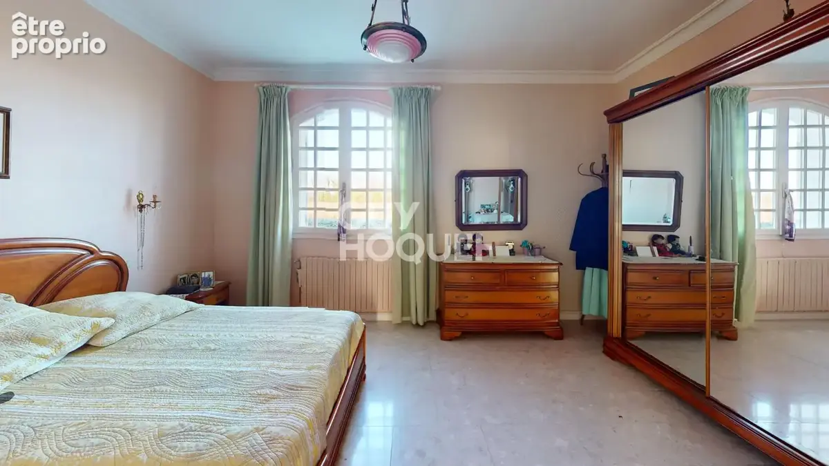 Maison de caractère de 200m2, 6 chambres - photo 2