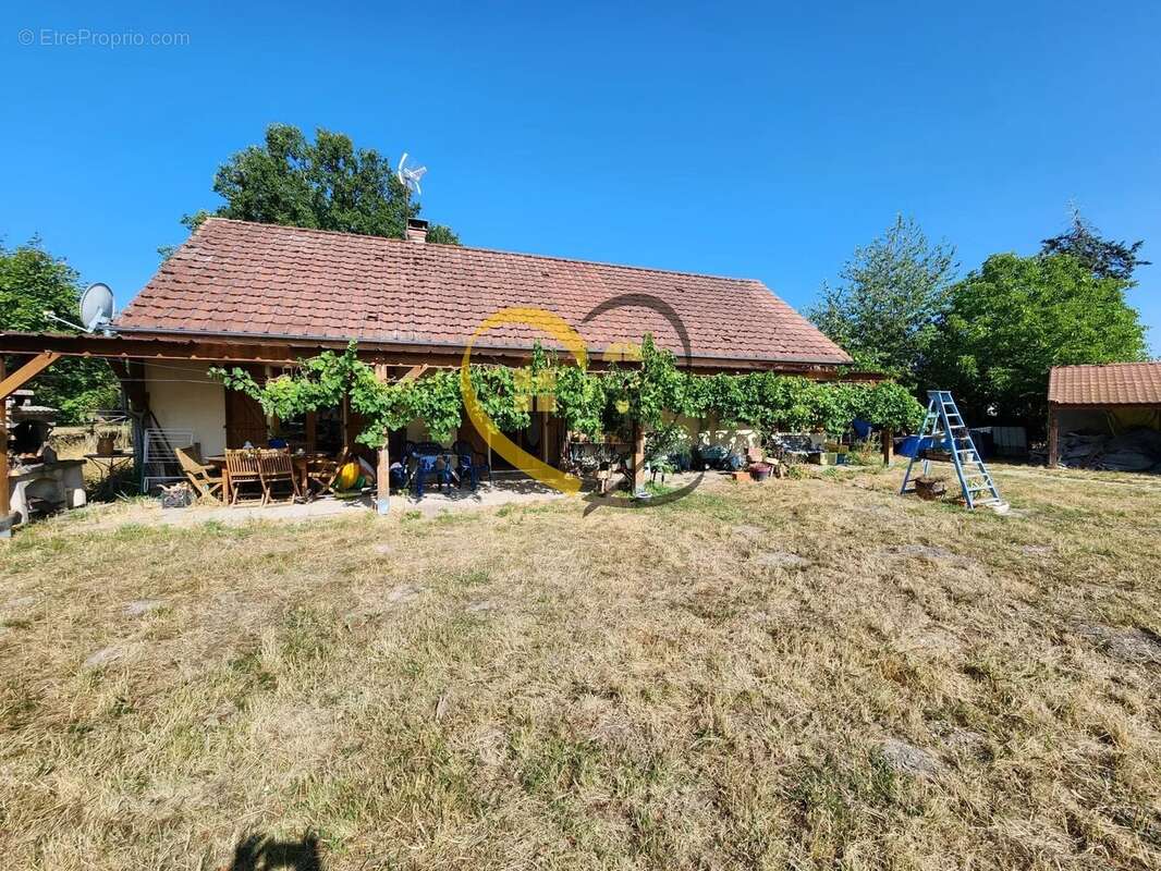 Maison de 100 m2 et son chalet de 50 m2 - photo 2