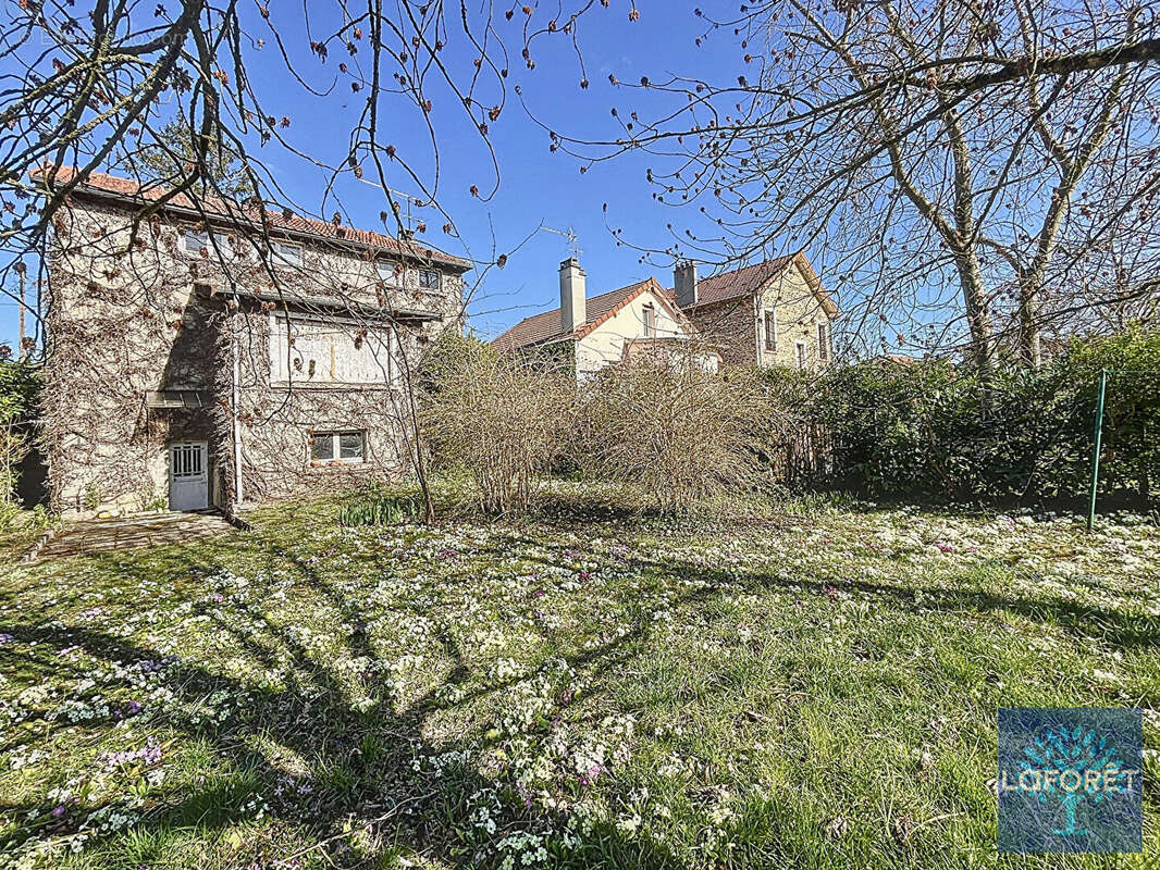 Maison à VIGNEUX-SUR-SEINE