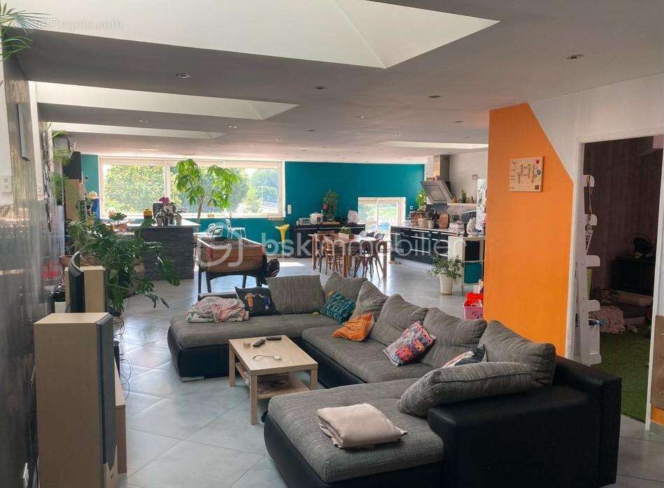 Appartement à BOURG-SAINT-ANDEOL