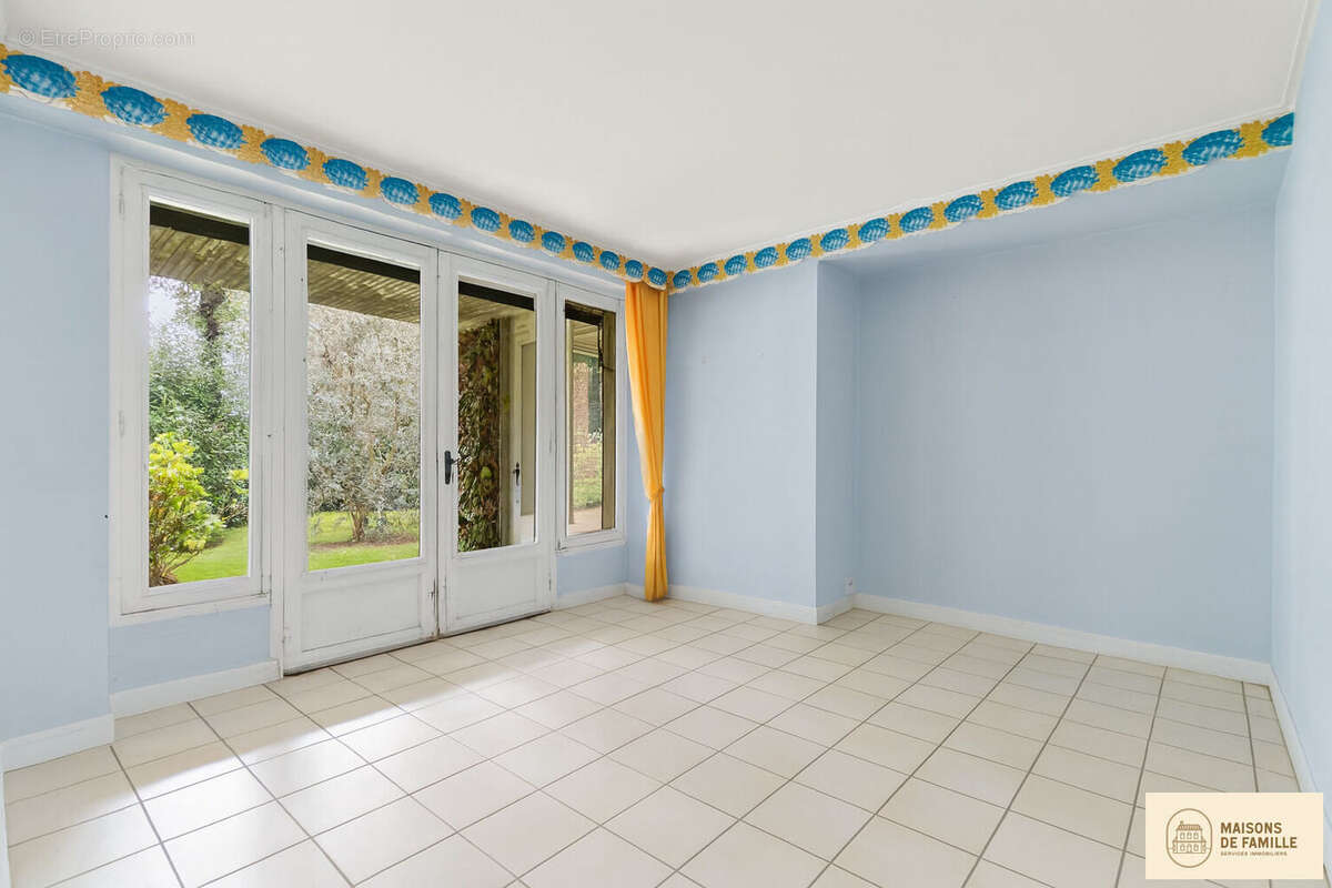 Maison à VAUCRESSON