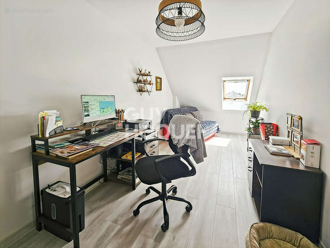 Appartement à FONTENAY-TRESIGNY