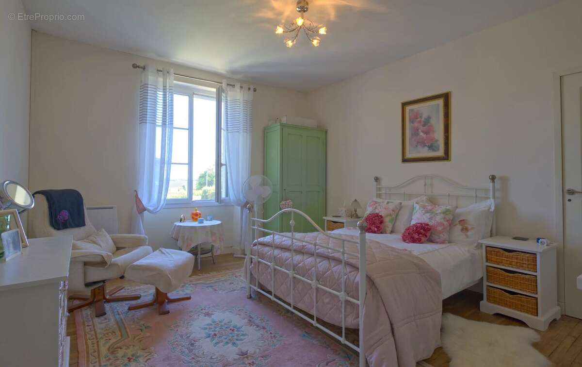 Maison à ROMAGNE