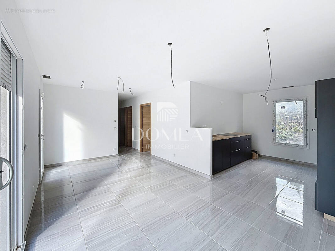 Maison à SAINT-JEAN-DE-VEDAS