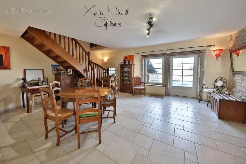 Maison à SAINT-AMOUR