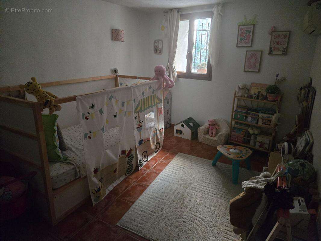 Très belle et agréable maison de village avec terrasse à LIOUC - photo 9