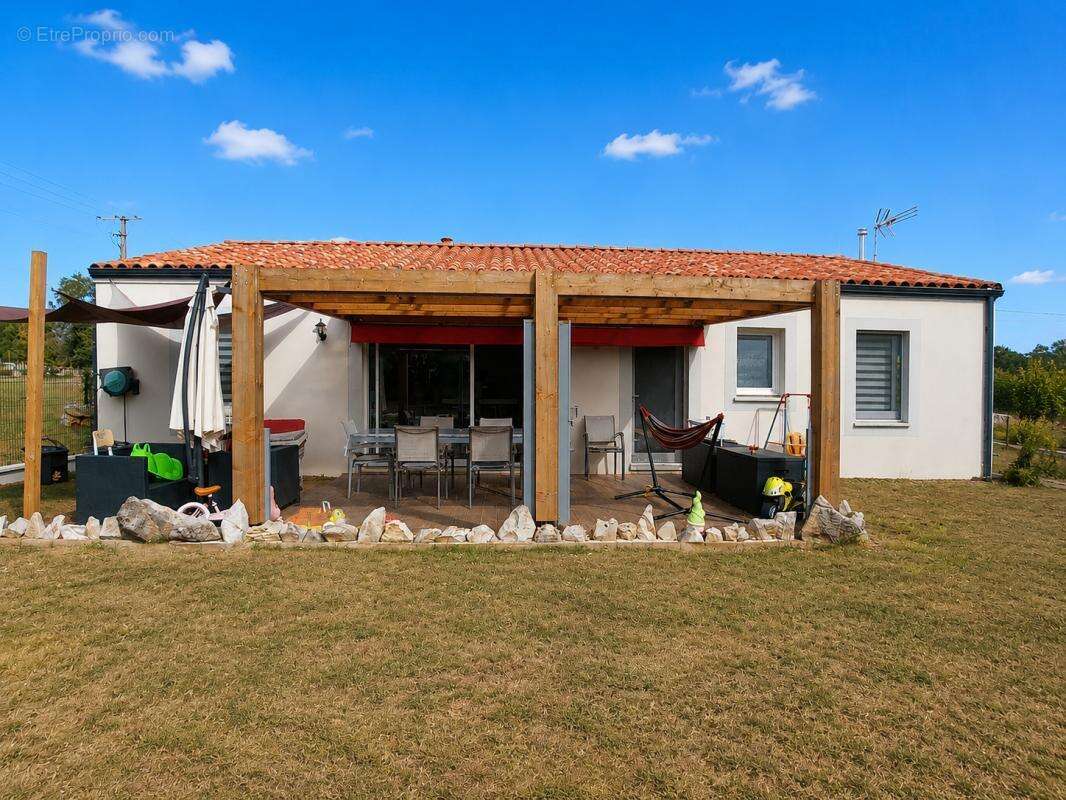 Maison récente de plain-pied 2019 - 4 chambres - Climatisati - photo 13