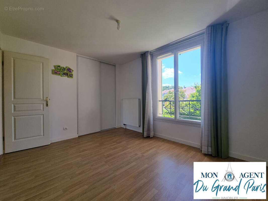 Maison à TOUSSUS-LE-NOBLE