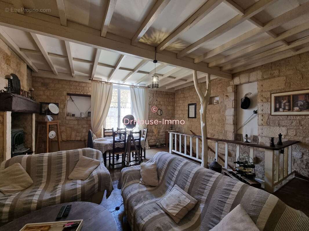 Maison 118 m² à Beaumont-Du-Perigord  - photo 7