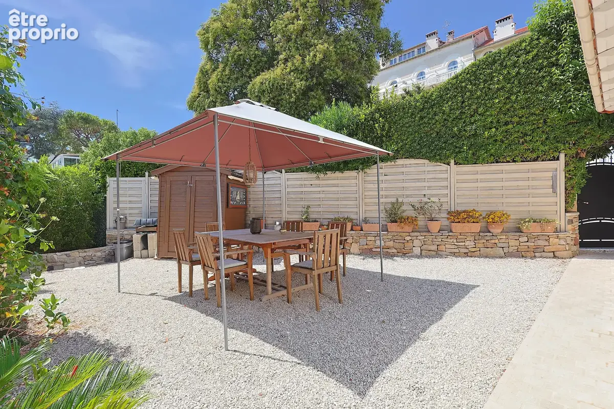 Maison de ville – Entre Antibes et Juan-les-Pins - photo 2