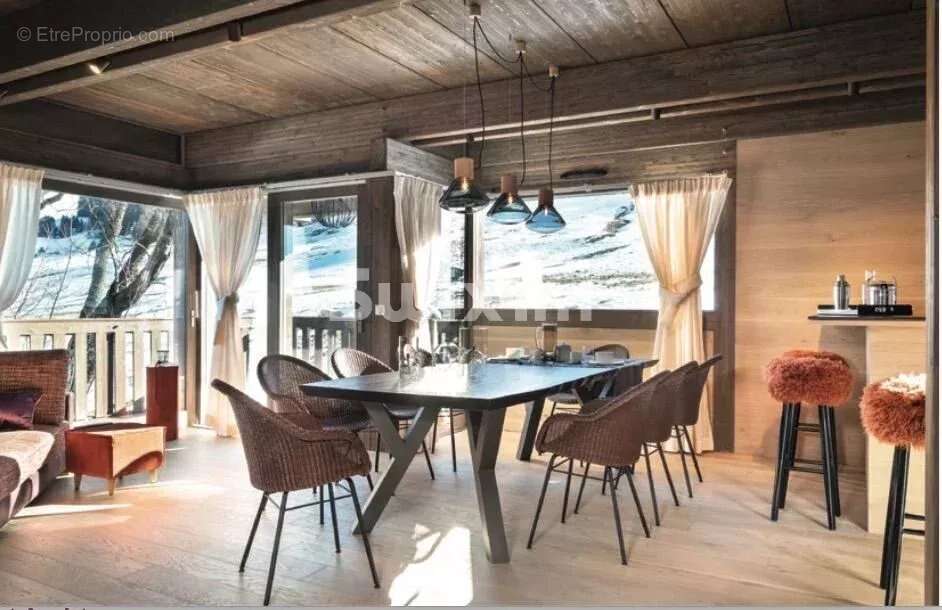 Demi chalet à vendre ski aux pieds à Megève. - photo 3