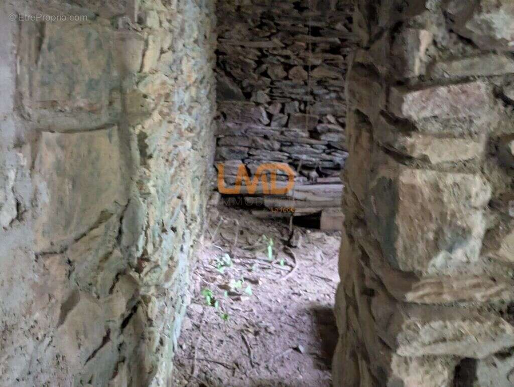 Maison à LAZ
