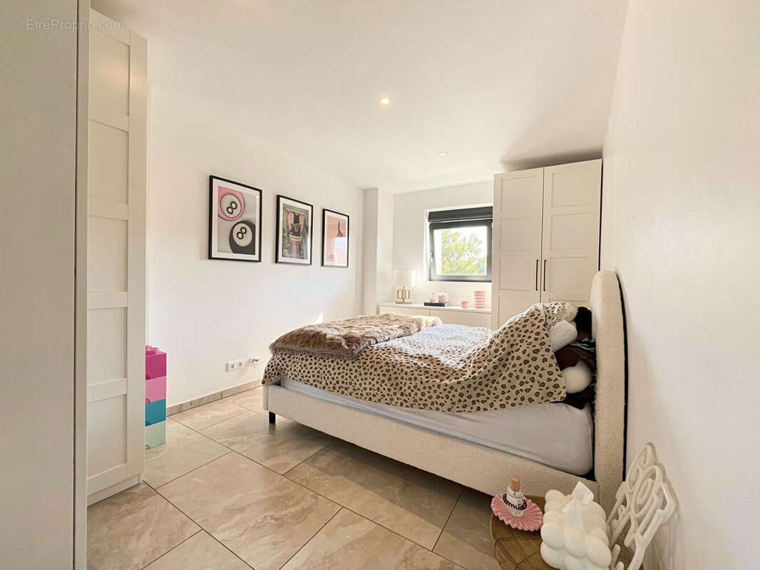 Appartement à AMNEVILLE