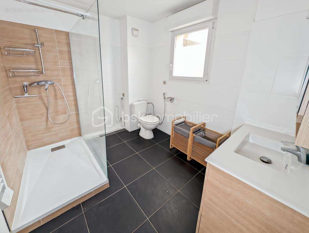 Appartement à ROSNY-SOUS-BOIS