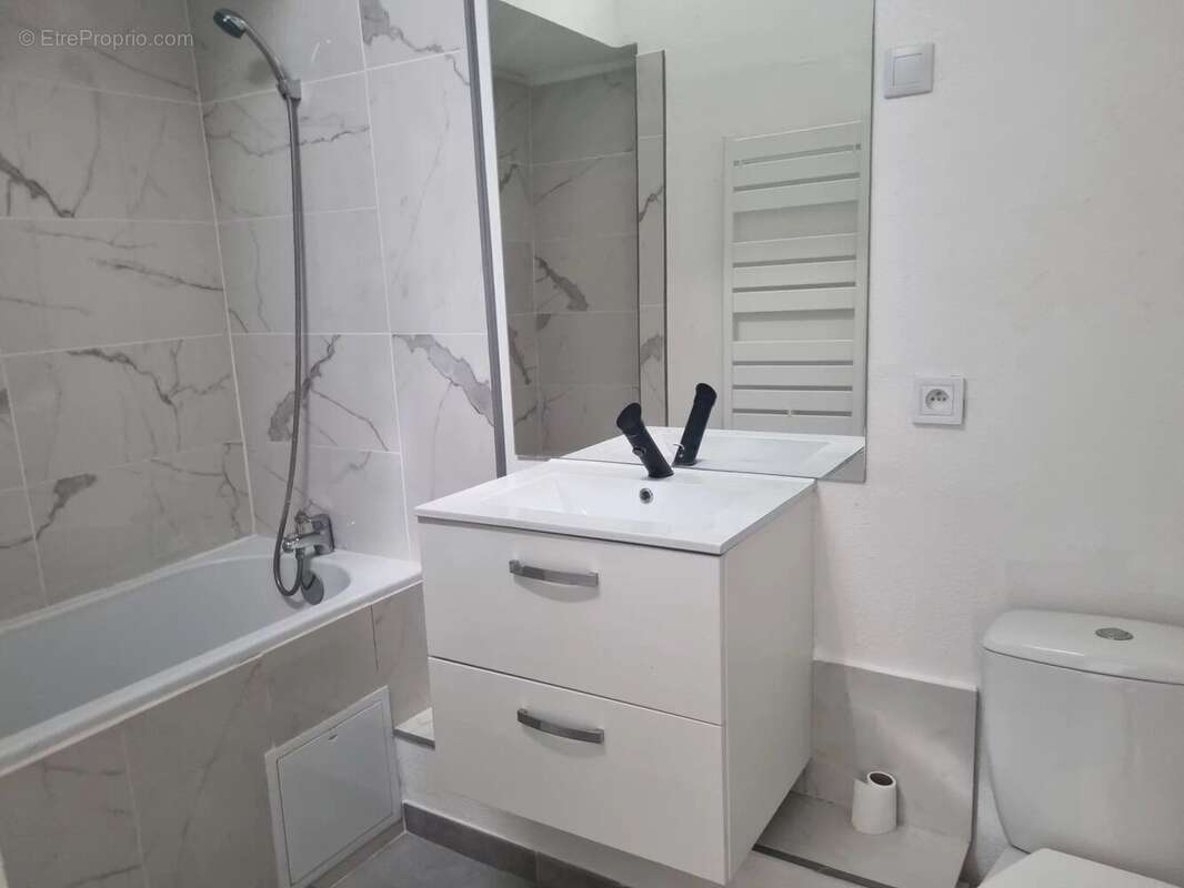 Appartement à GONFARON