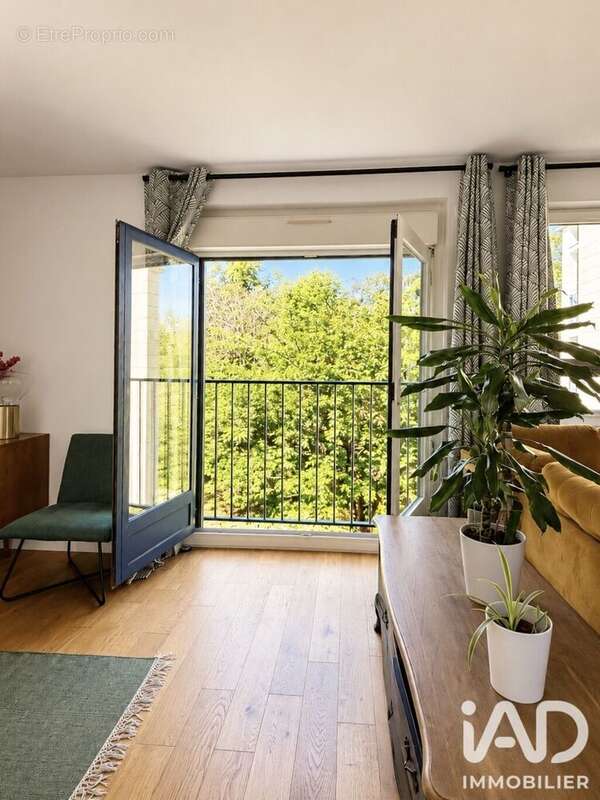 Photo 4 - Appartement à LOUVECIENNES
