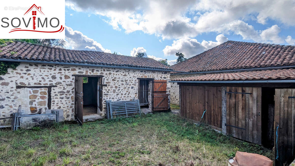 Maison à LESTERPS