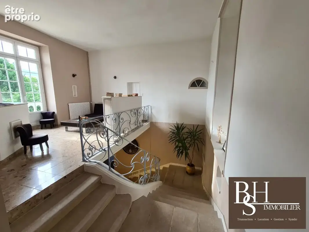 Maison 15 pièces 650 m² à vendre à Vendeuvre-Du-Poitou (86380) - photo 7