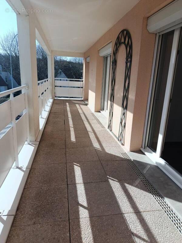 Photo 1 - Appartement à VILLIERS-LE-BACLE