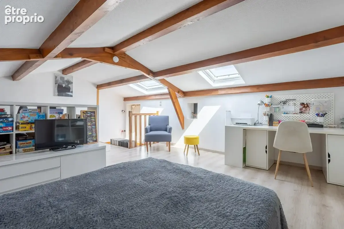 Maison 6 pièces 147 m² à vendre à Saint-Bonnet-Pres-Riom (63200) - photo 8
