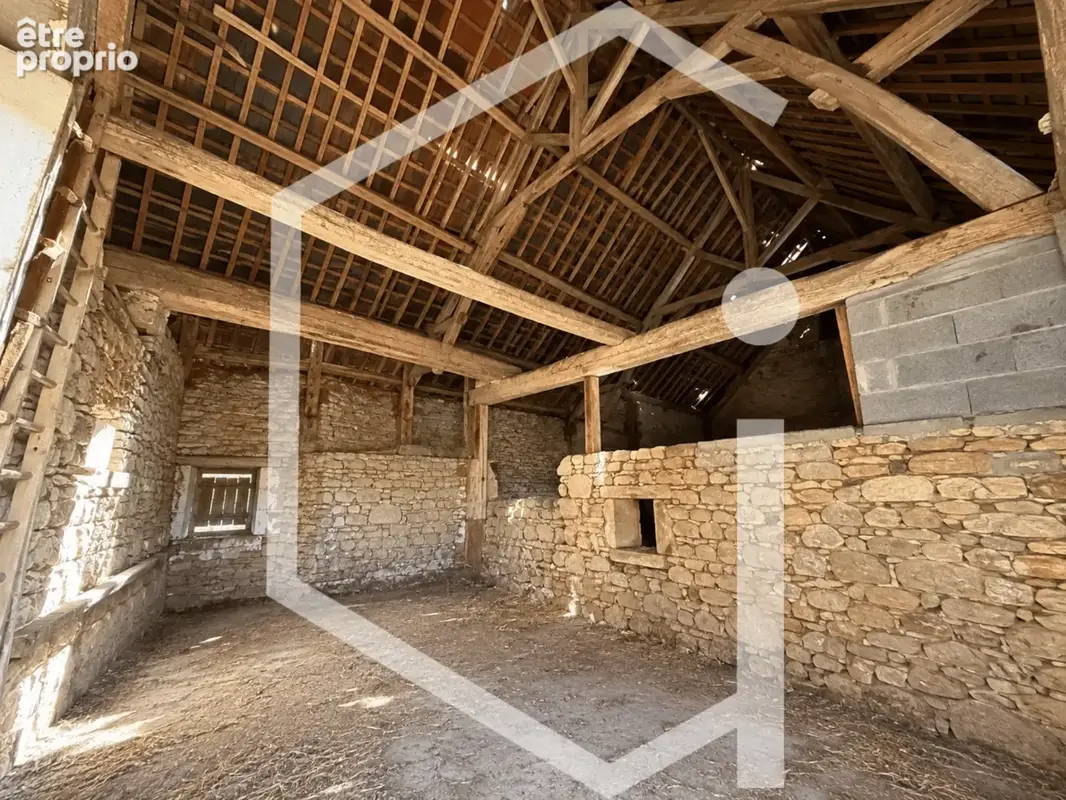 Longère a rénover avec dépendances de 150 M2 - photo 7
