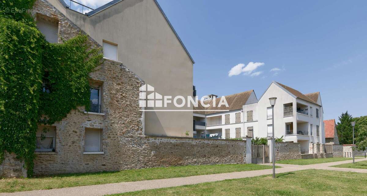 Appartement à LIEUSAINT