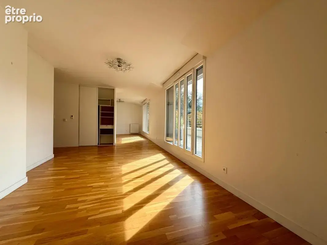 Nogent-sur-Marne – 5 pièces familial de 104 m², dernier étage, terrasse de 20 m² et 2 parkings - photo 5