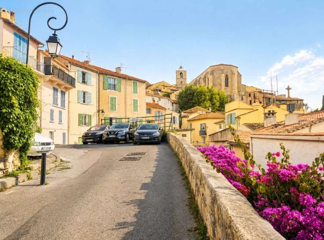 Maison à HYERES