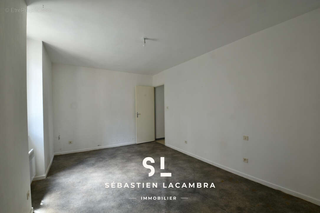 Maison à SAINT-JUERY