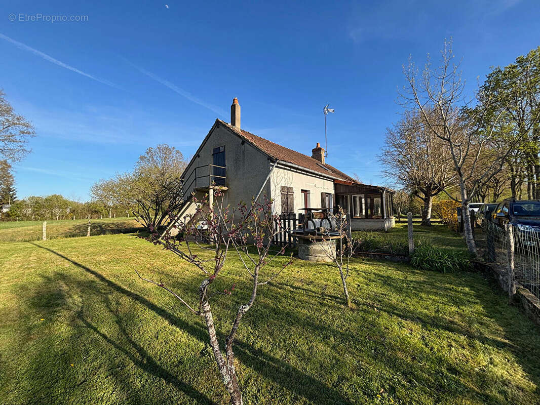 Maison à CHANTENAY-SAINT-IMBERT